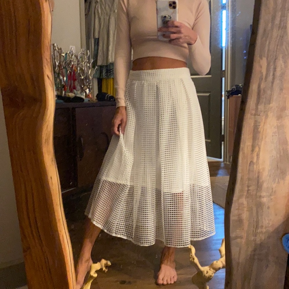 NWOT Who What Wear White Midi Tea Skirt Sz 4
